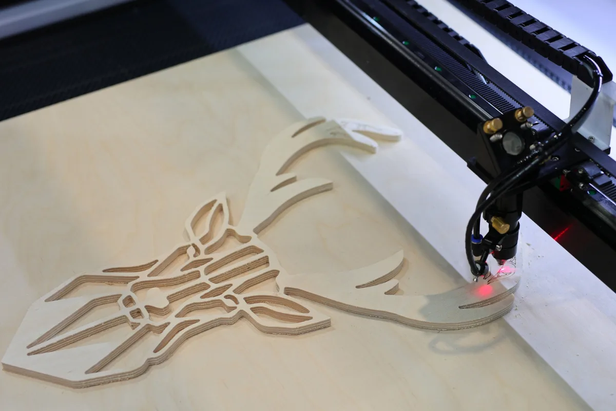 laser cutting mdf